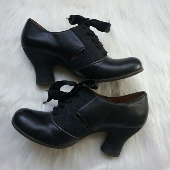 ISO - DO NOT BUY Naya Jasper black heels - Picture 3 of 7